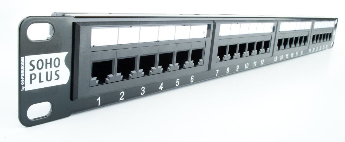 Patch Panel 24 Portas Cat.5e T568 A/b Sohoplus